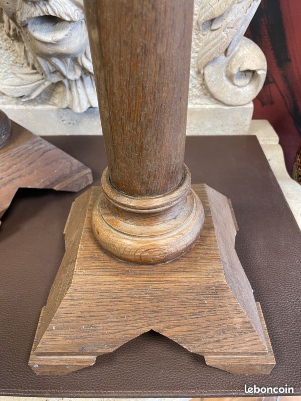 Ancienne paire de pique cierge / bougeoir en bois