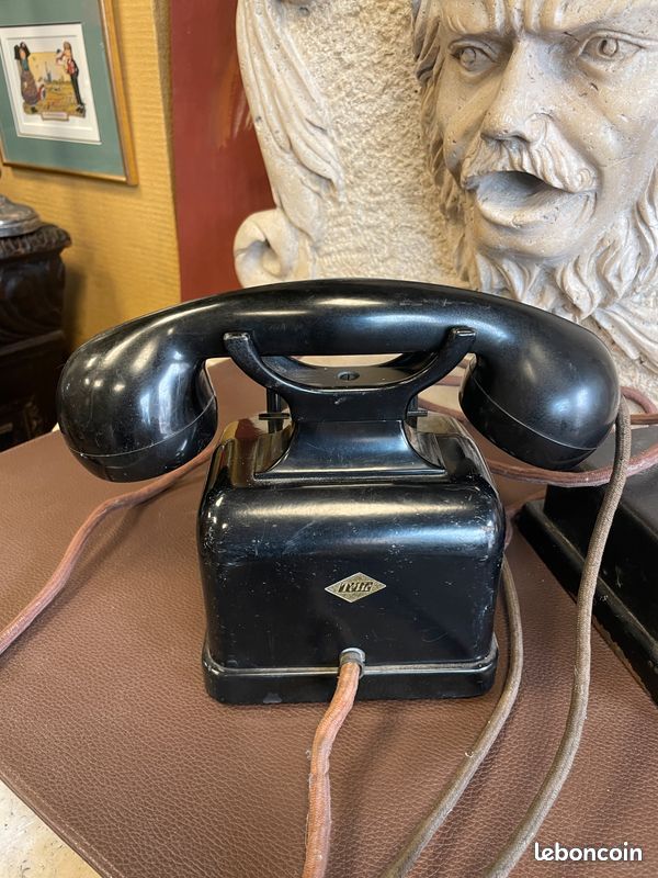 Ancien téléphone / interphone de standard industriel vintage en métal 1950 de la marque Télic