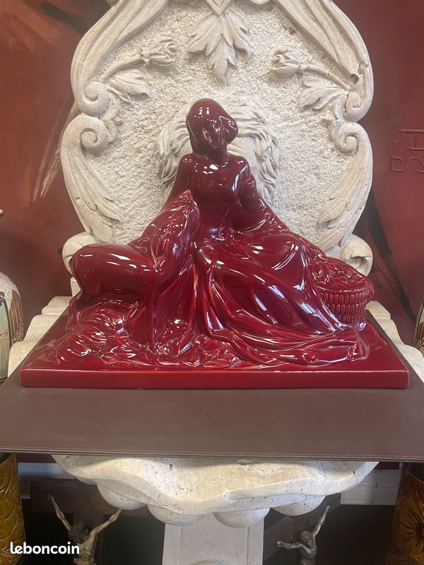 Ancienne céramique signé POLBERT. Femme et biche