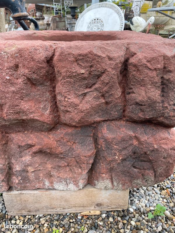 Unique auge / bac à fontaine / bassin ou jardinière en pierre naturelle de grès sculptée