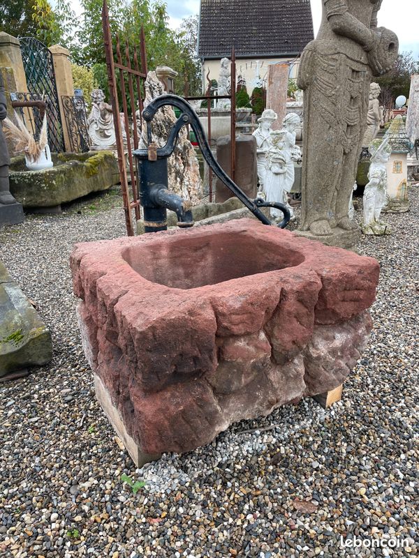Unique auge / bac à fontaine / bassin ou jardinière en pierre naturelle de grès sculptée