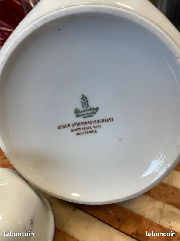 Cafetière / théière en porcelaine Bavaroise par Winterling Kirchenlamitz