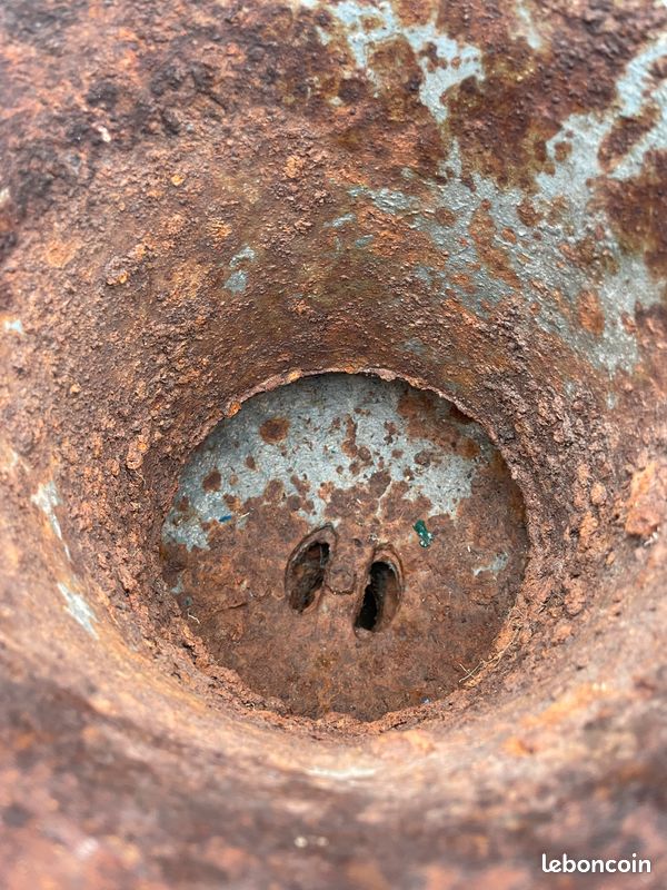 Ancien authentique vase / pot / urne dit Médicis Français en fonte du 19éme