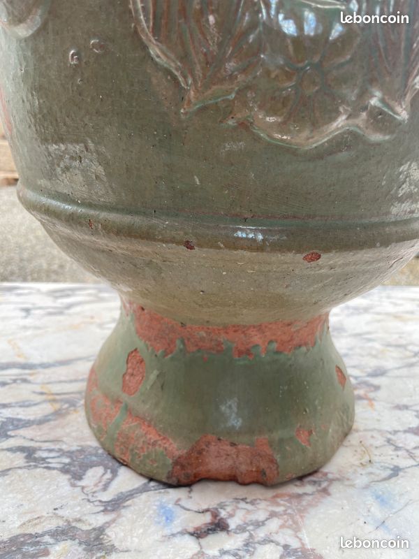 Ancienne urne jardinière ou pot en faïence émaille de France