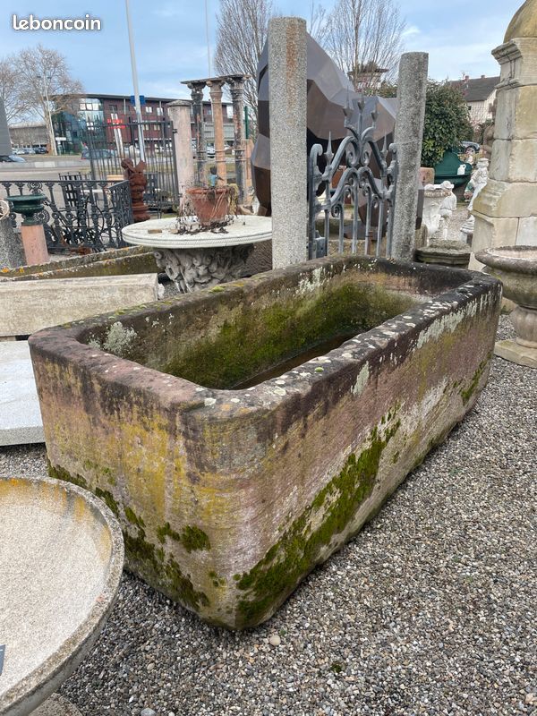 Rare ancien lavoir de ville / auge / bassin ou bac en pierre naturelle de grés