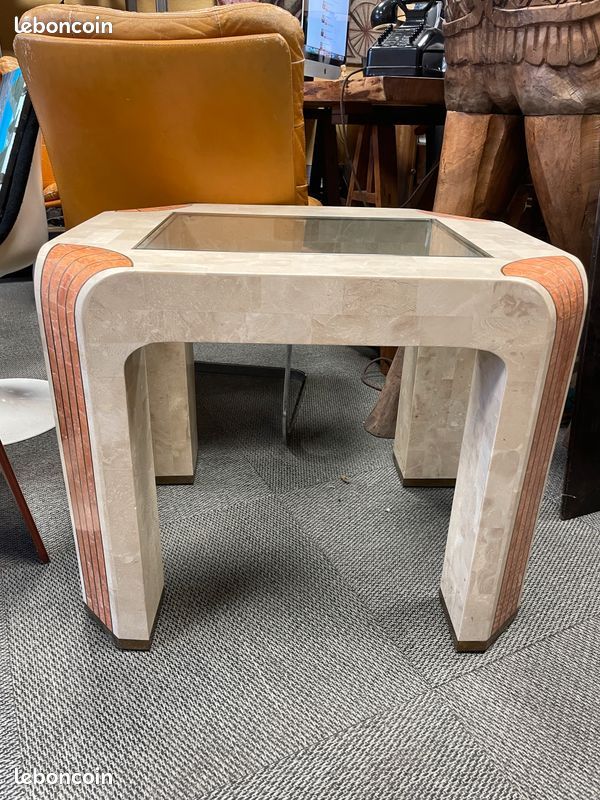 Table d'appoint Fossil Stone par Robert Marcius pour Casa Bique Art Déco