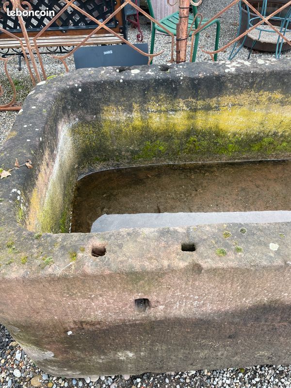 Rare ancien lavoir de ville / auge / bassin ou bac en pierre naturelle de grés