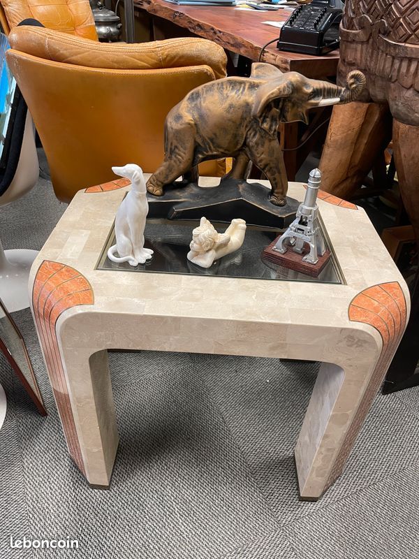 Table d'appoint Fossil Stone par Robert Marcius pour Casa Bique Art Déco