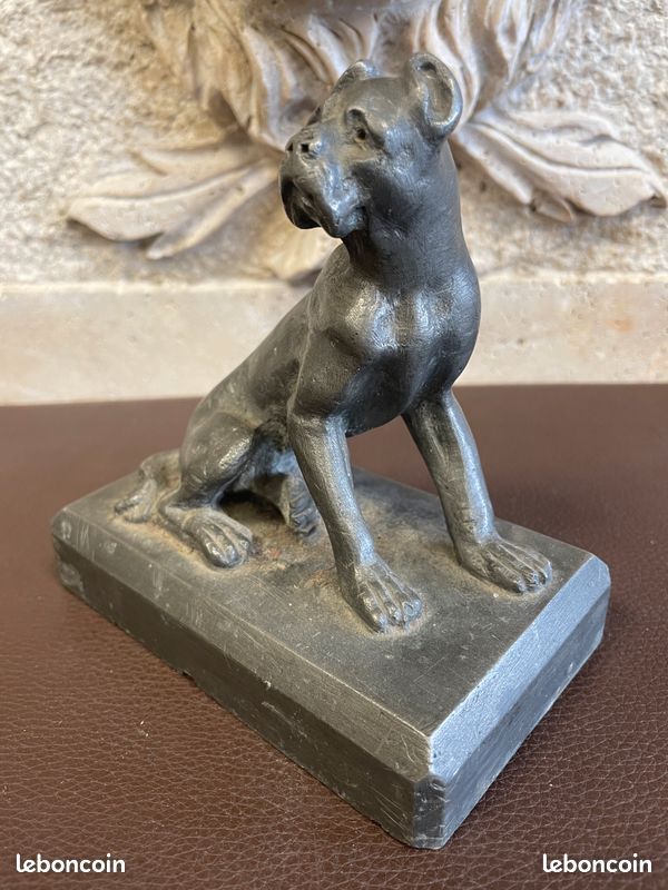 Ancienne statue / sculpture ou presse papier en plomb